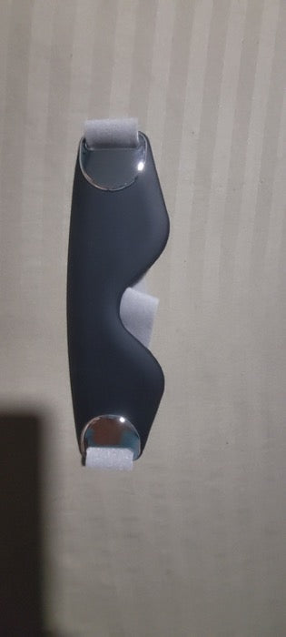 Buyer photo of the knee strap